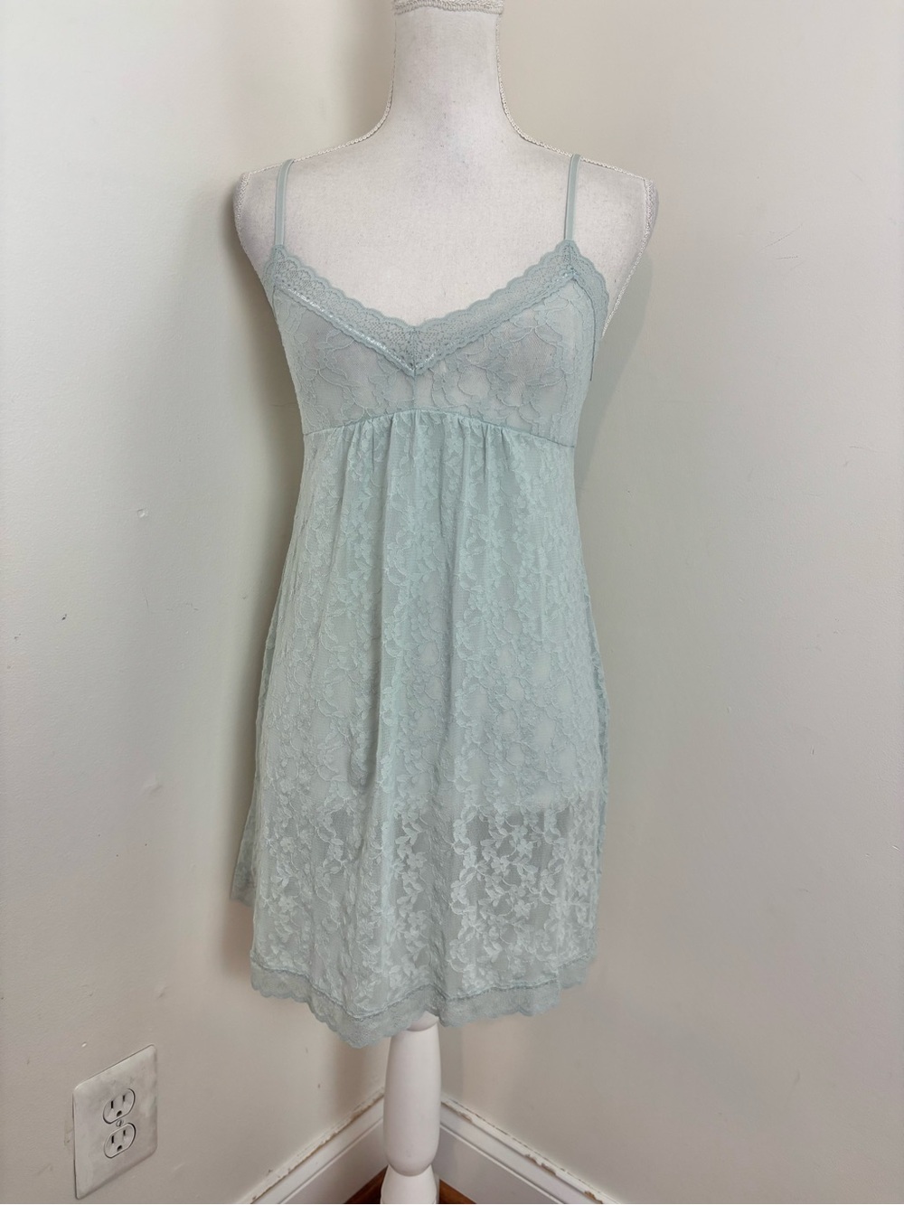 Eberjey 'Amaya' Chemise In Seaglass Size Medium NWT - Picture 2 of 8